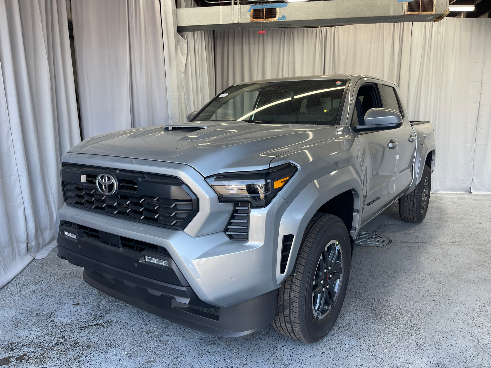 2024 Toyota Tacoma TRD Sport 1