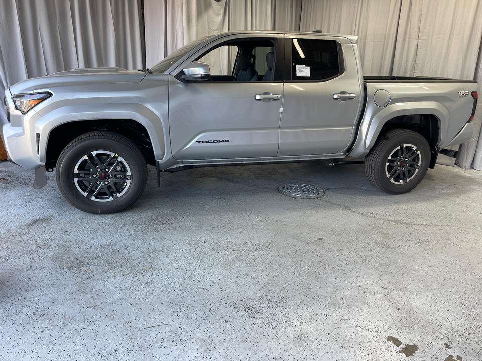 2024 Toyota Tacoma TRD Sport 3