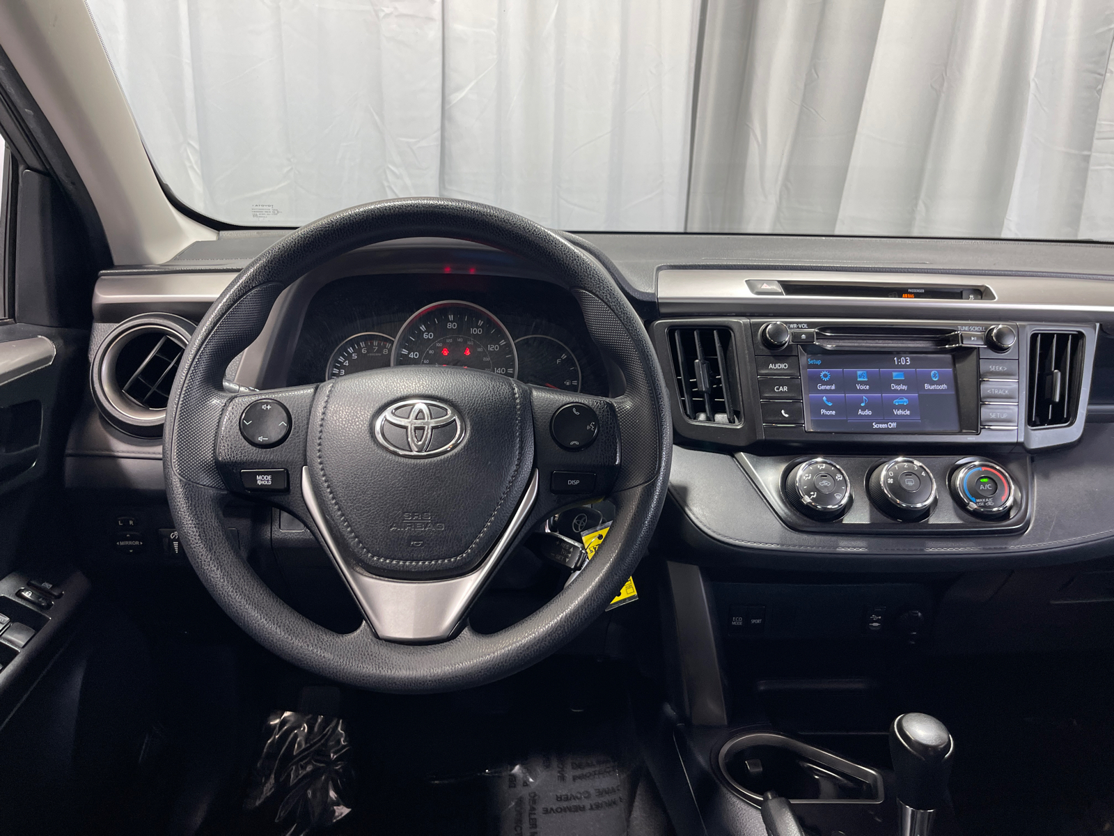 2016 Toyota RAV4 LE 6