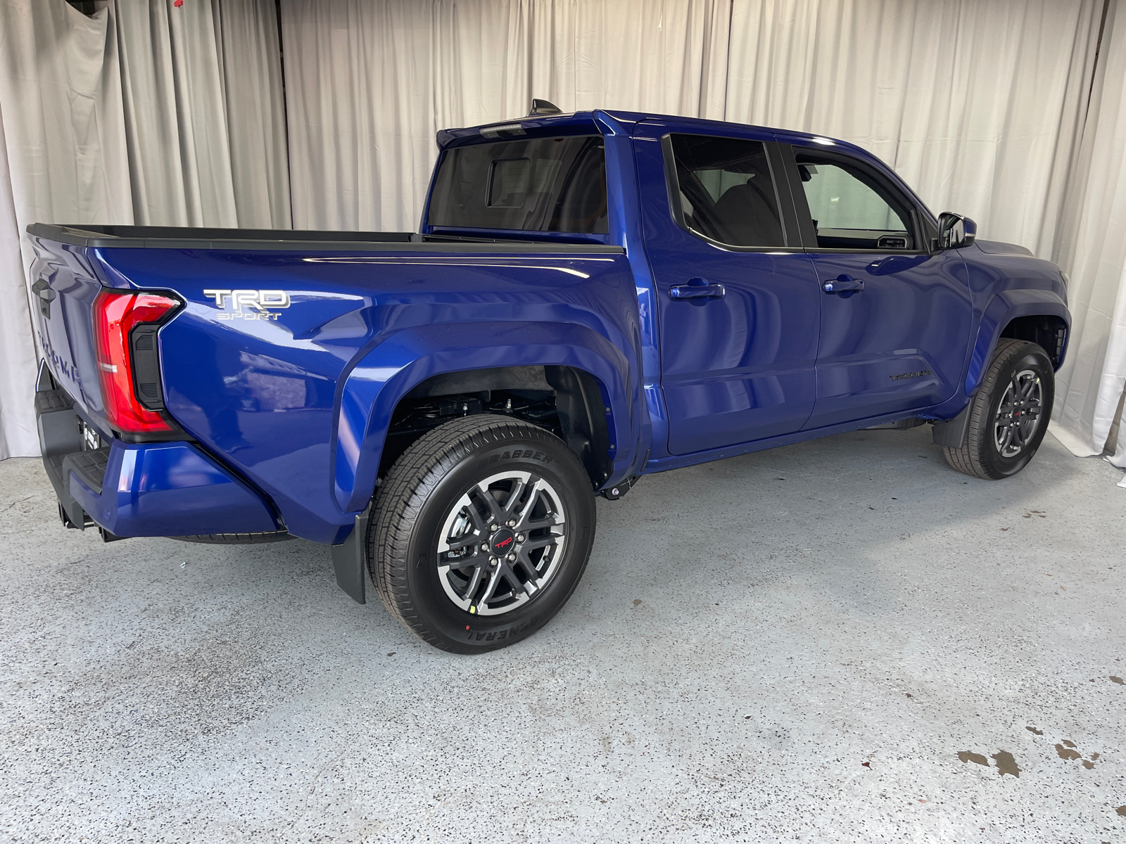 2024 Toyota Tacoma TRD Sport 11