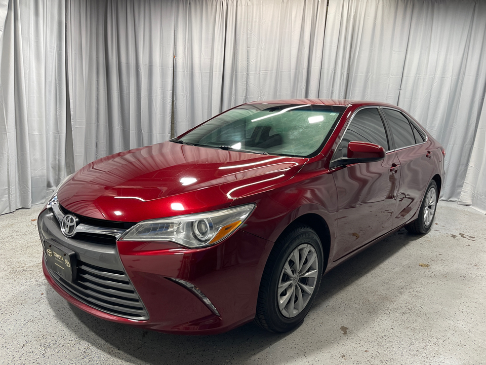 2017 Toyota Camry LE 13