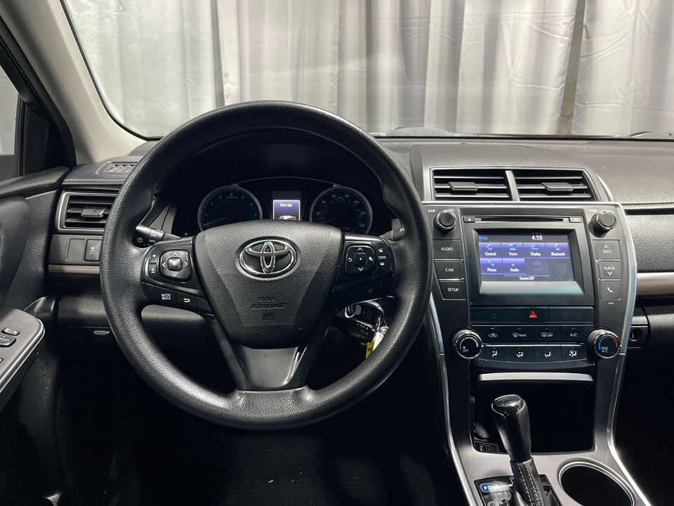 2017 Toyota Camry LE 21