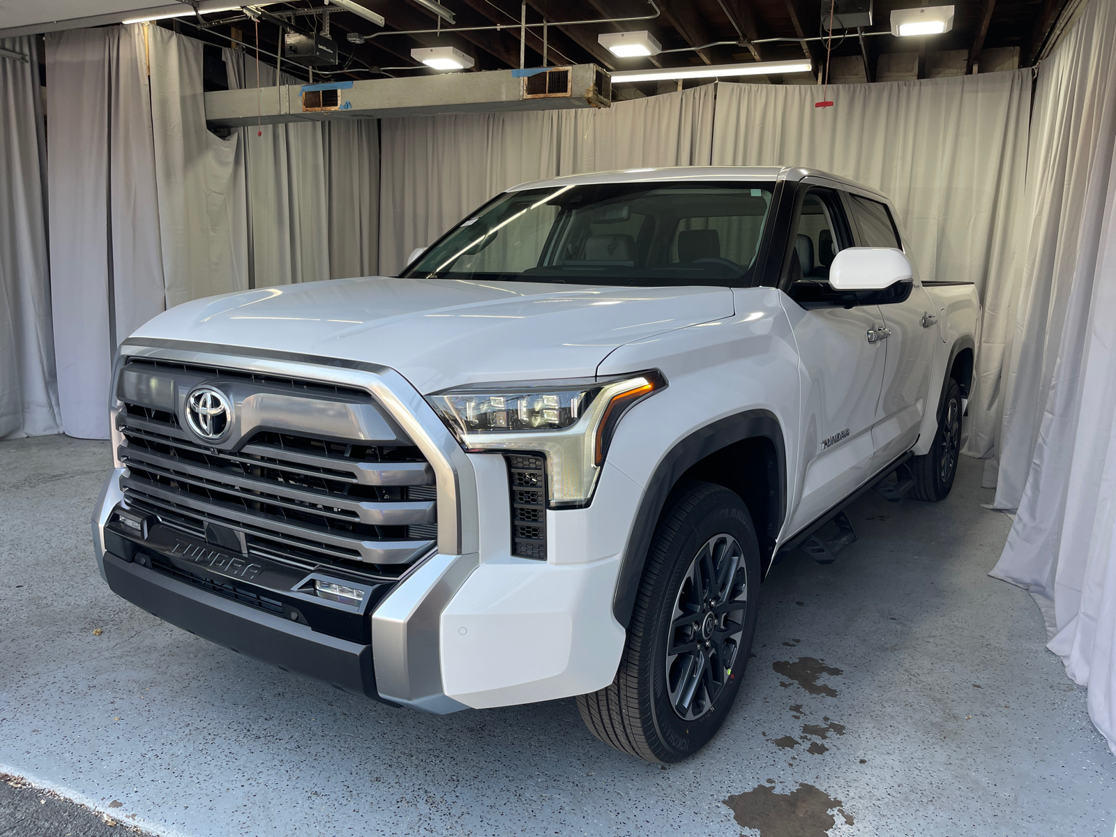 2024 Toyota Tundra Limited 1