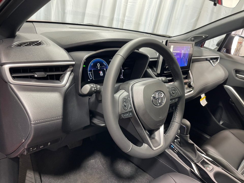 2024 Toyota Corolla Cross Hybrid XSE 2