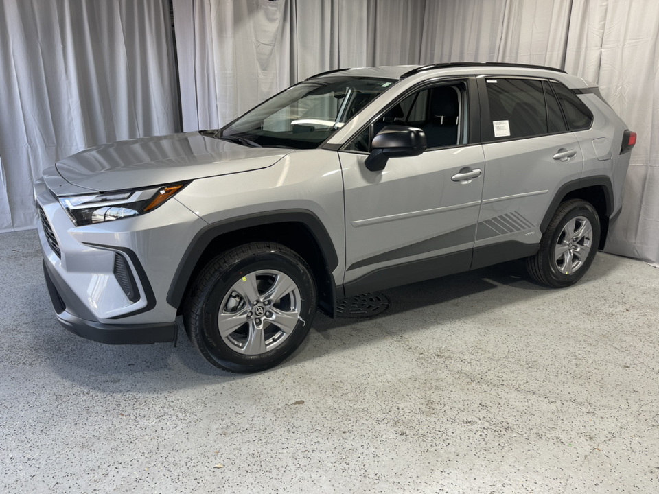 2024 Toyota RAV4 Hybrid LE 3