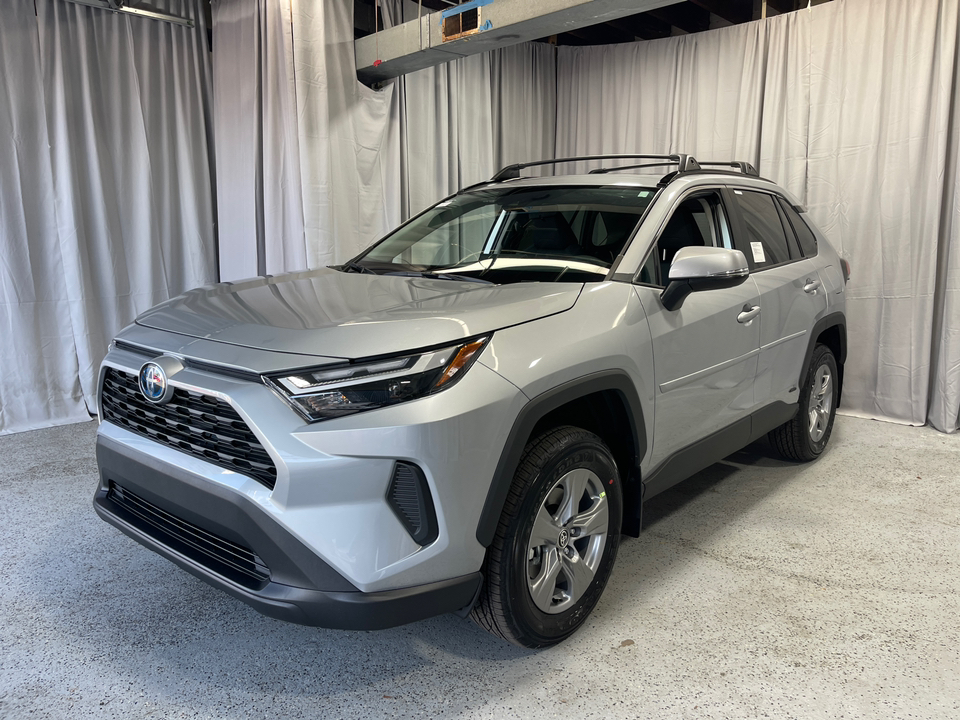 2024 Toyota RAV4 Hybrid XLE 1