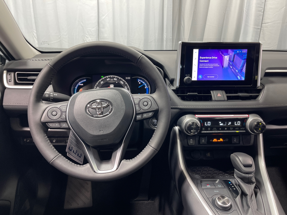 2024 Toyota RAV4 Hybrid XLE 8