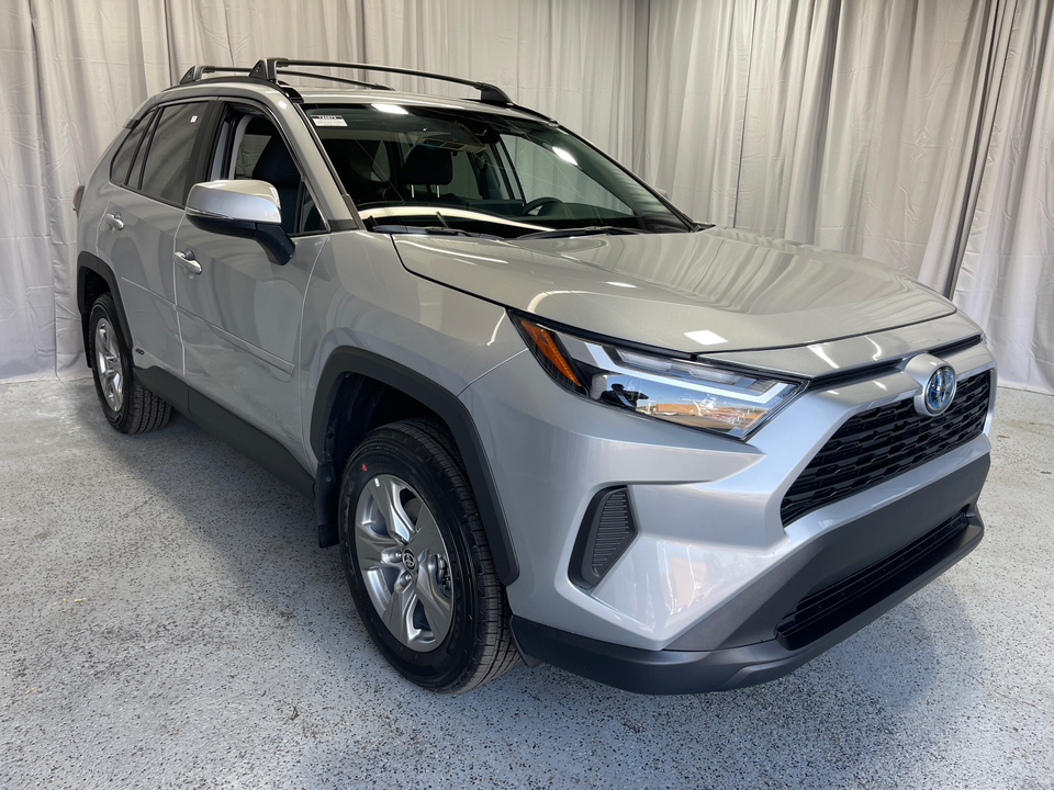 2024 Toyota RAV4 Hybrid XLE 13