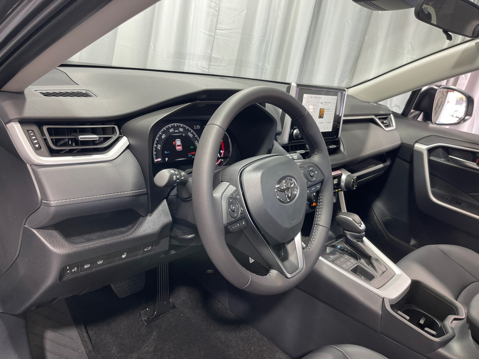 2024 Toyota RAV4 XLE Premium 2