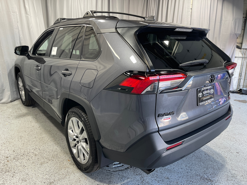 2024 Toyota RAV4 XLE Premium 5