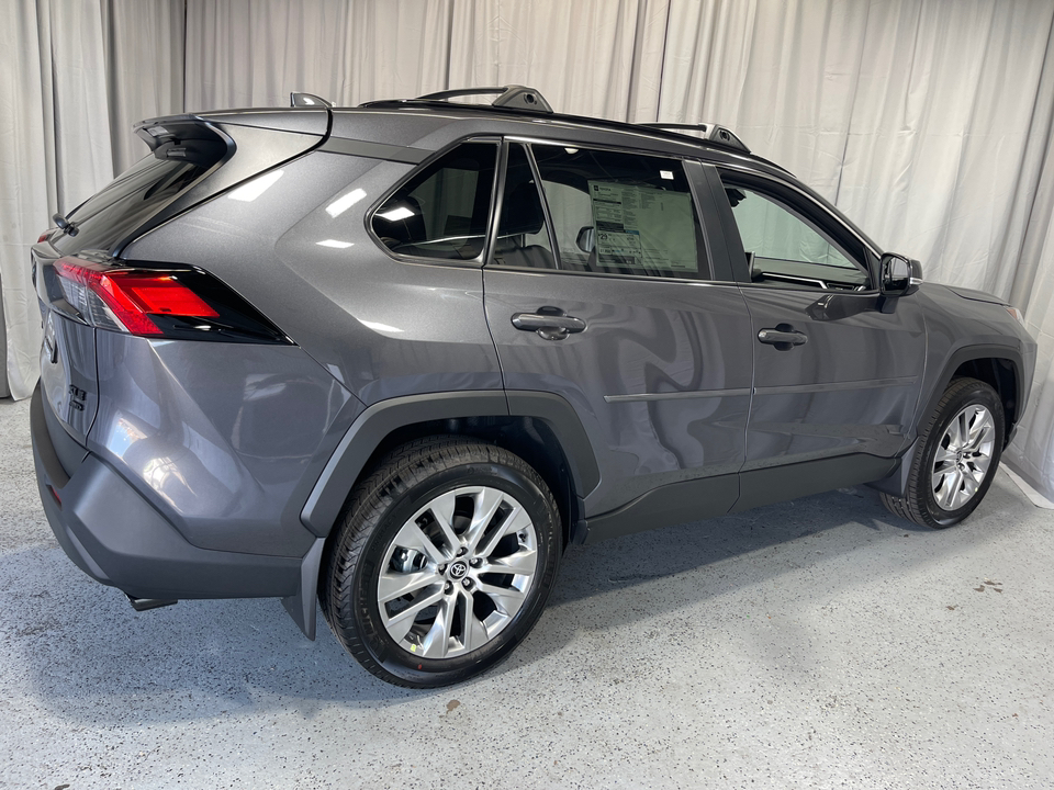 2024 Toyota RAV4 XLE Premium 11