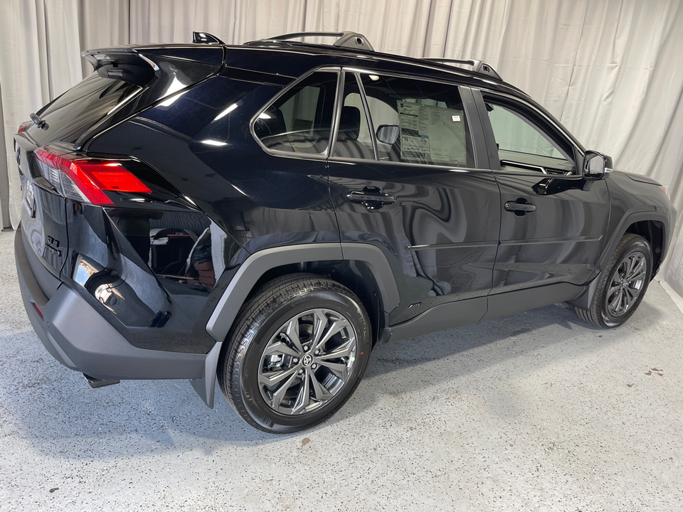 2024 Toyota RAV4 Hybrid XLE Premium 11