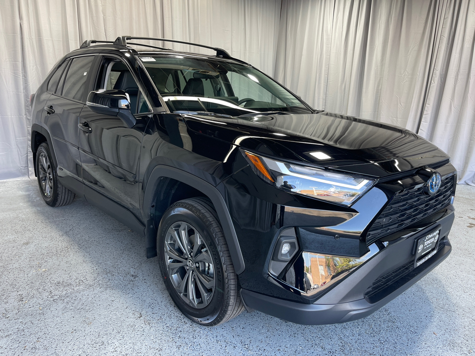 2024 Toyota RAV4 Hybrid XLE Premium 13