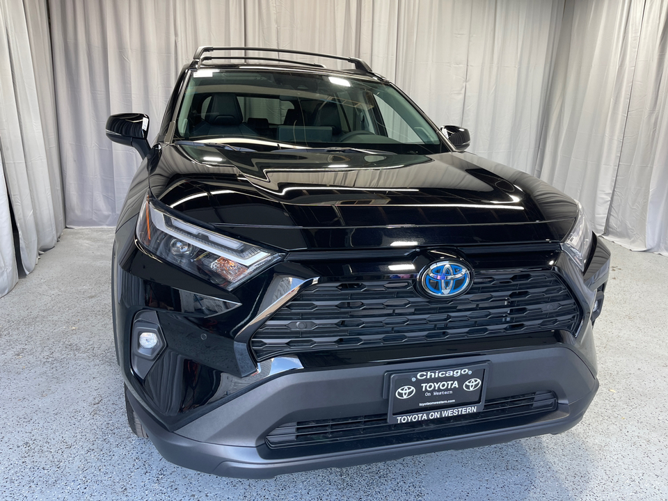 2024 Toyota RAV4 Hybrid XLE Premium 15