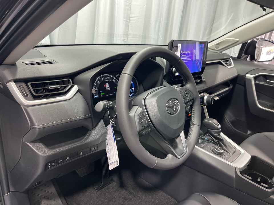 2024 Toyota RAV4 Hybrid XLE Premium 16