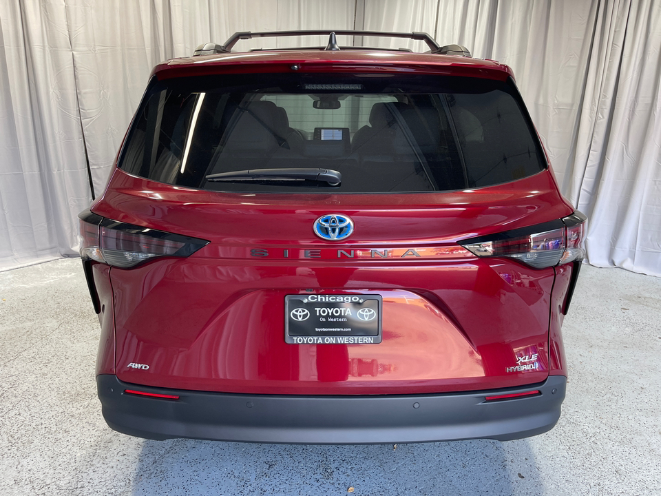 2024 Toyota Sienna XLE 7