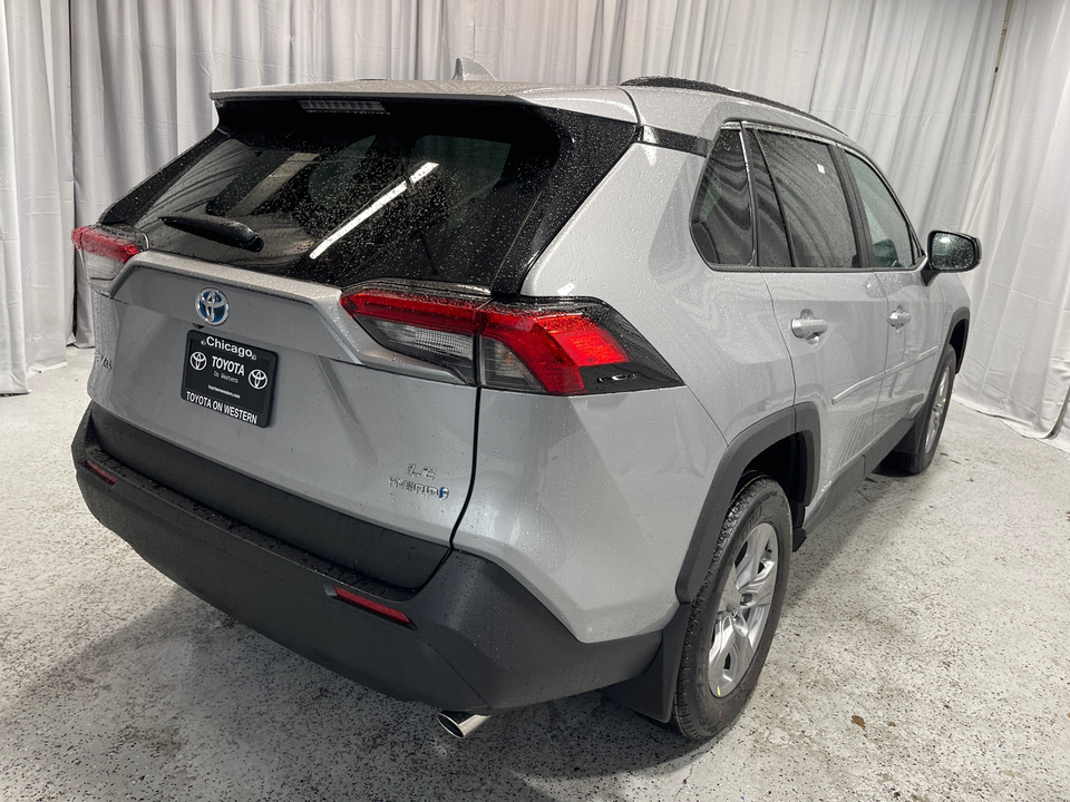 2024 Toyota RAV4 Hybrid LE 9