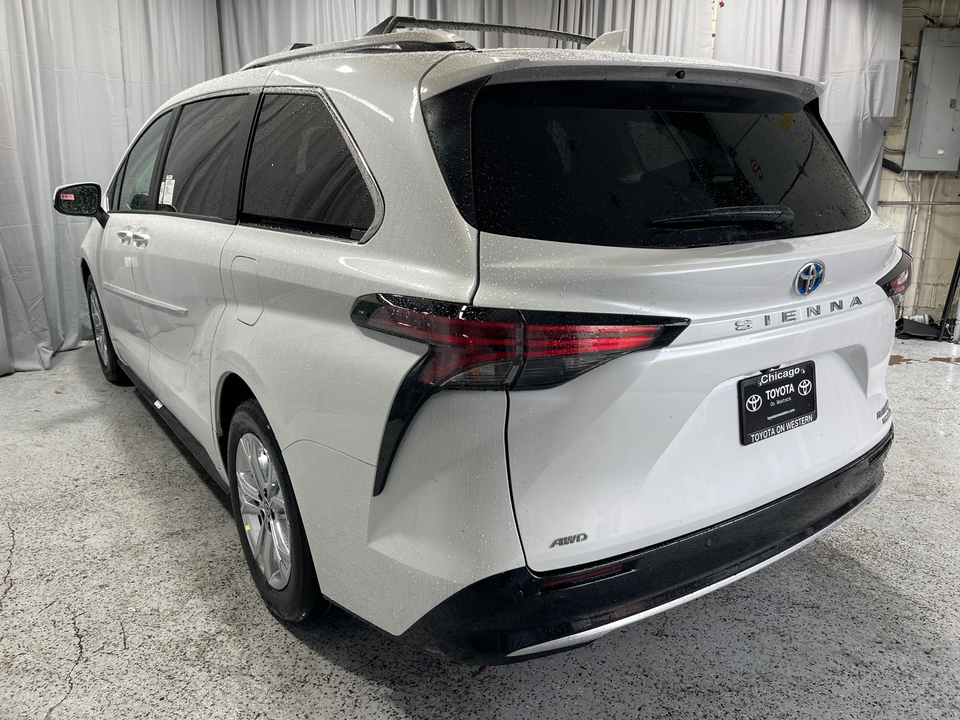 2024 Toyota Sienna Platinum 5