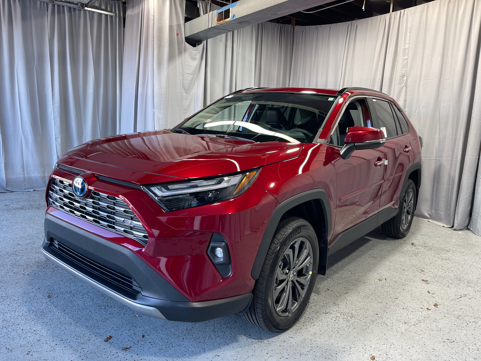 2024 Toyota RAV4 Hybrid Limited 1