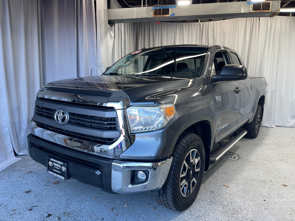 2014 Toyota Tundra SR5 1