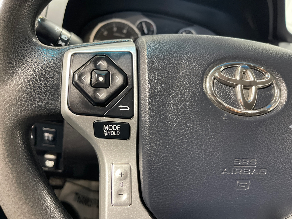 2014 Toyota Tundra SR5 16