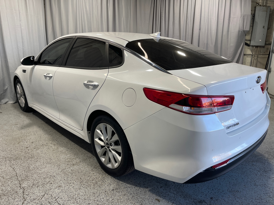 2018 Kia Optima LX 5