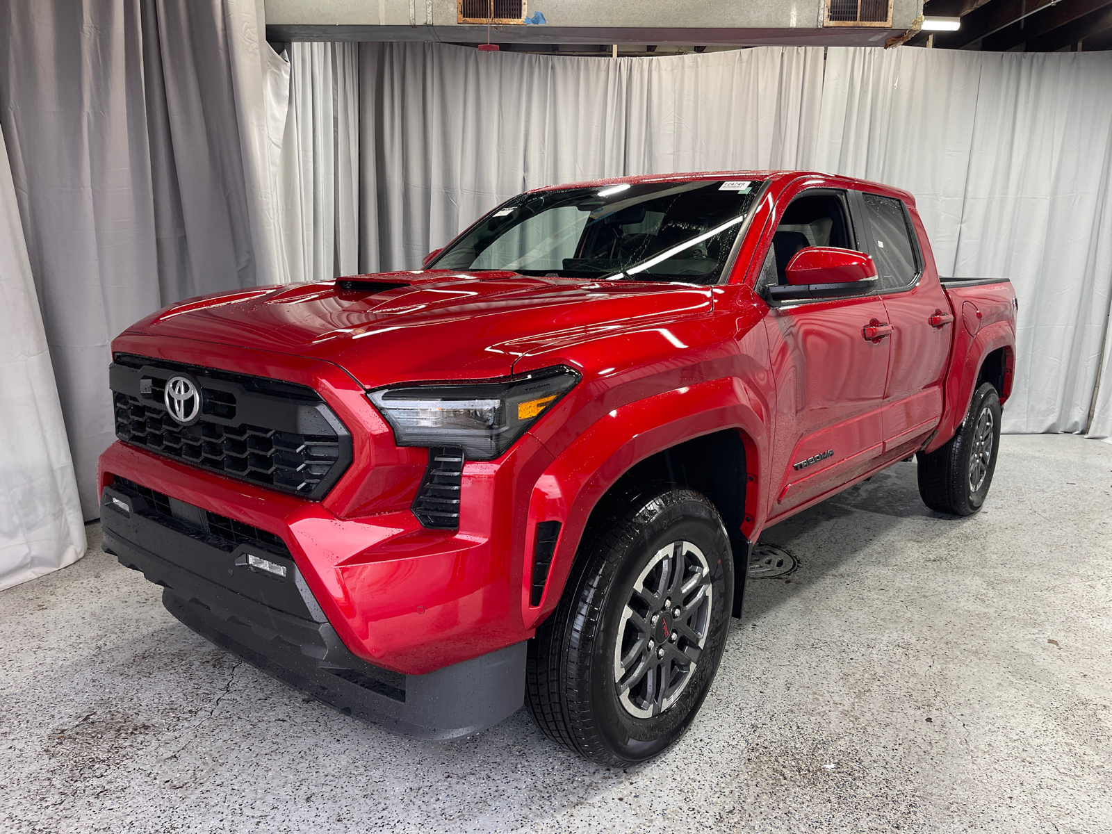 2024 Toyota Tacoma TRD Sport 1