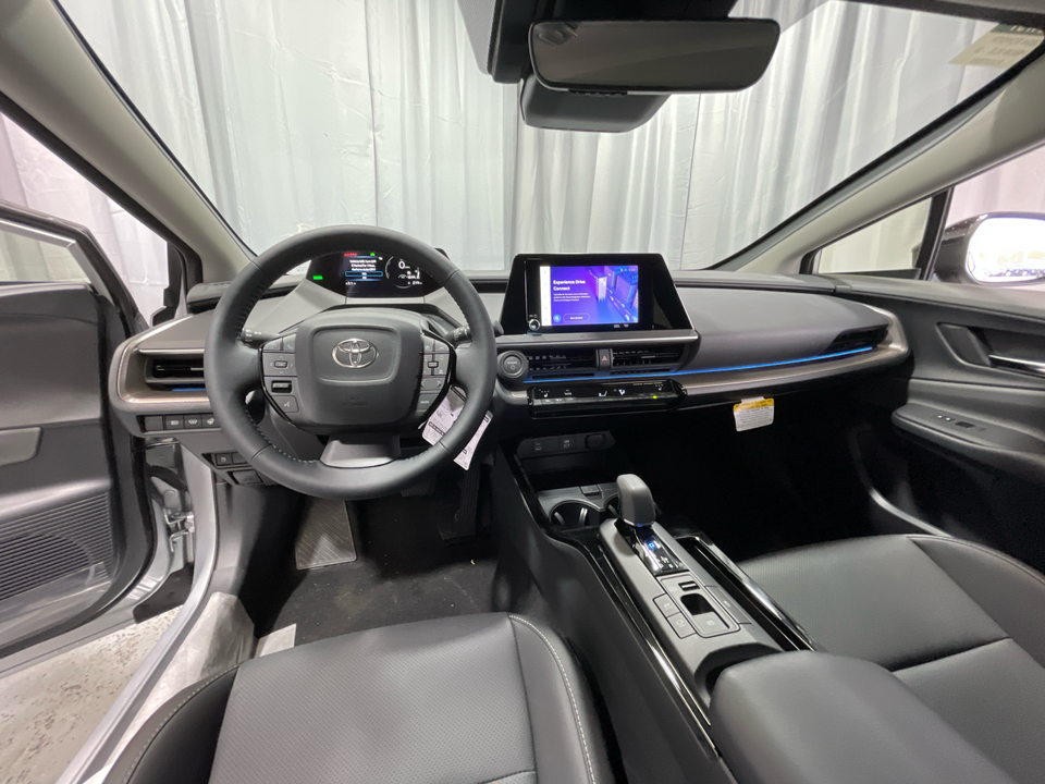 2024 Toyota Prius XLE 10