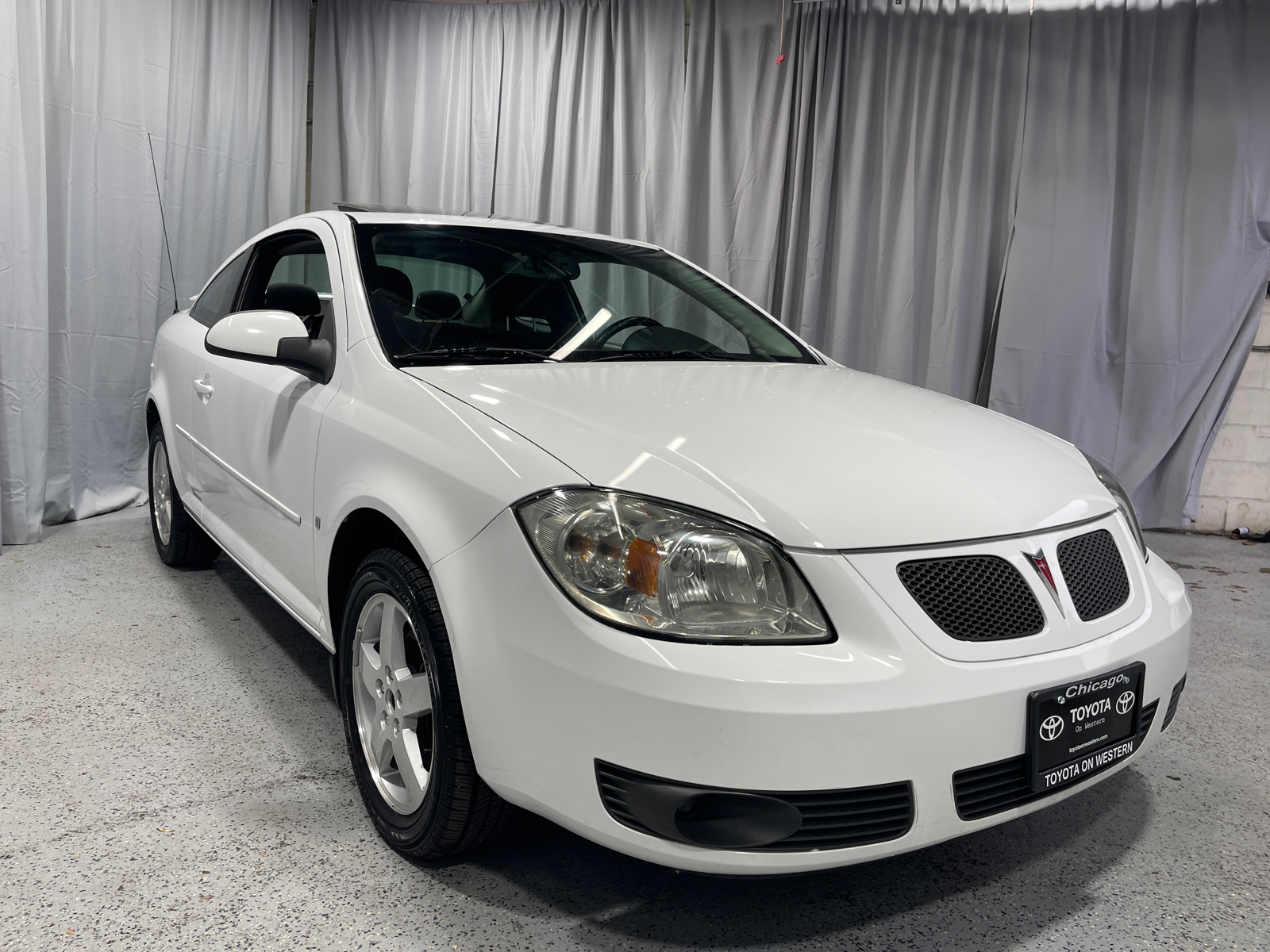 2009 Pontiac G5 Base 1