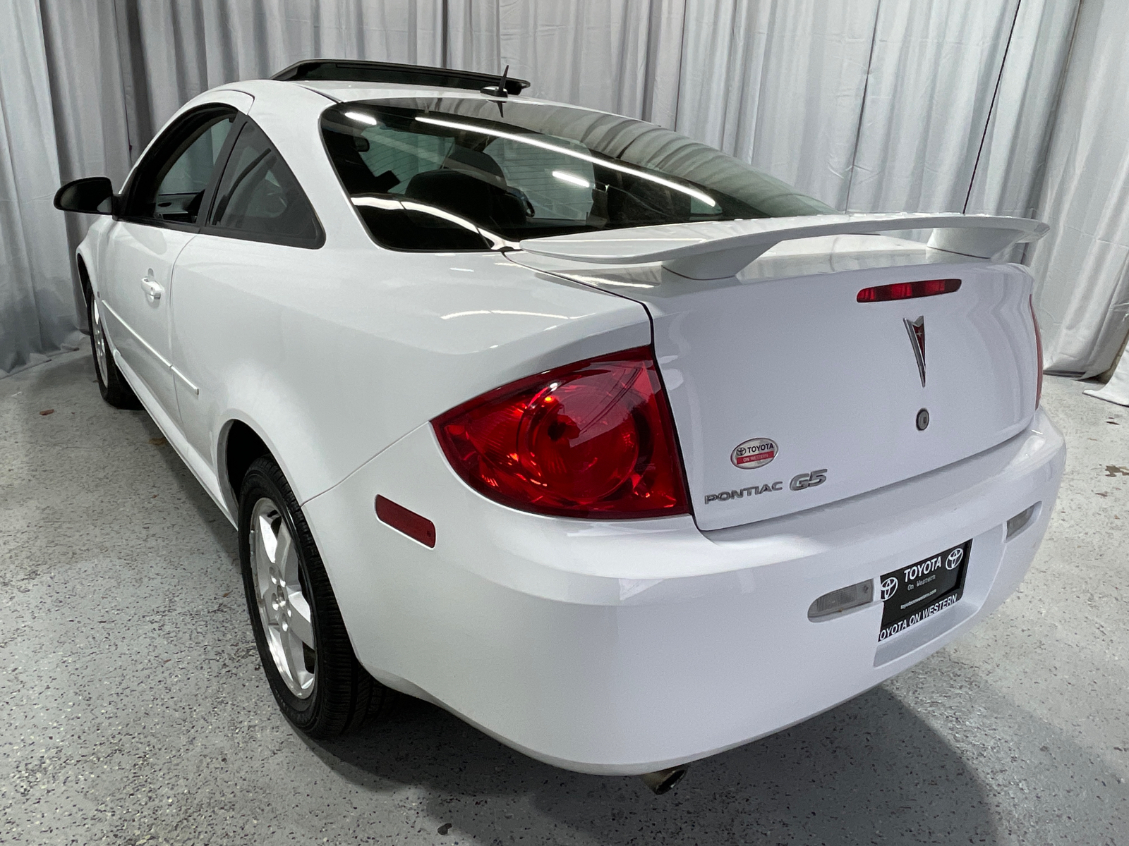 2009 Pontiac G5 Base 25