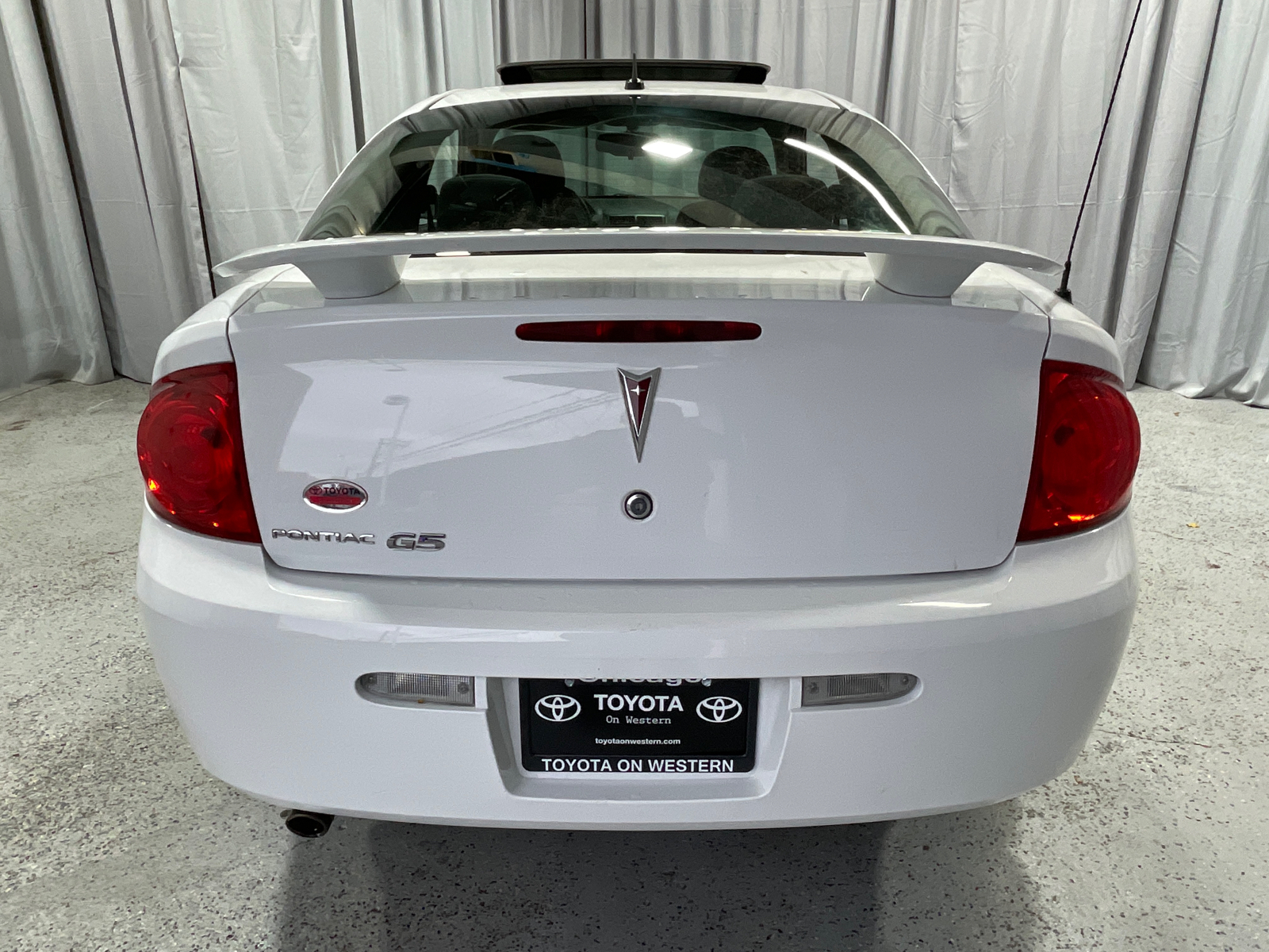 2009 Pontiac G5 Base 26