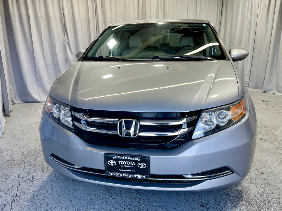 2016 Honda Odyssey SE 14