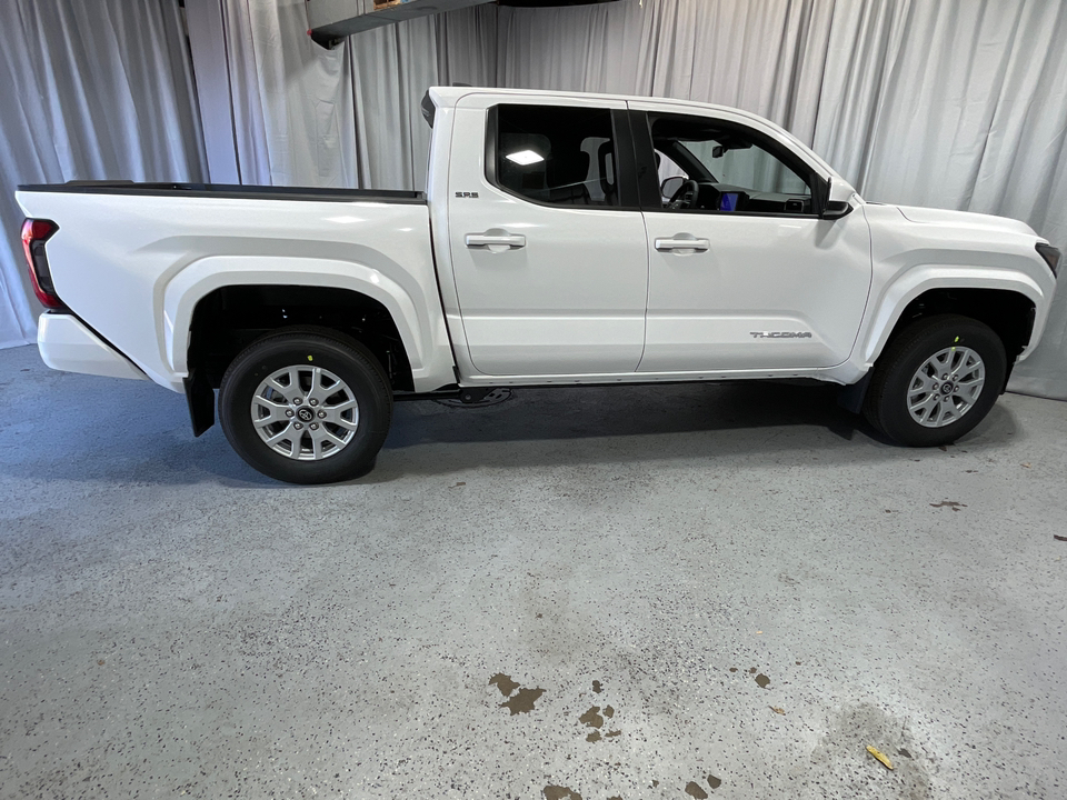 2024 Toyota Tacoma SR5 11