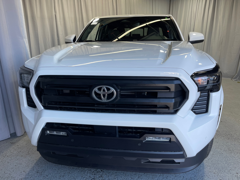 2024 Toyota Tacoma SR5 13