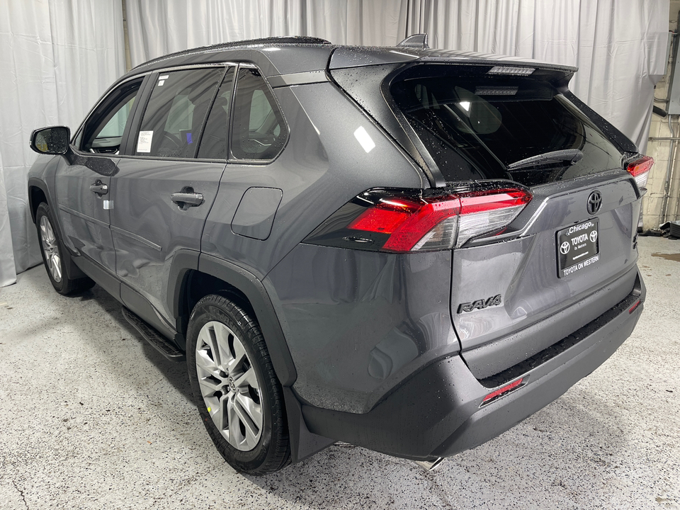 2024 Toyota RAV4 XLE Premium 5