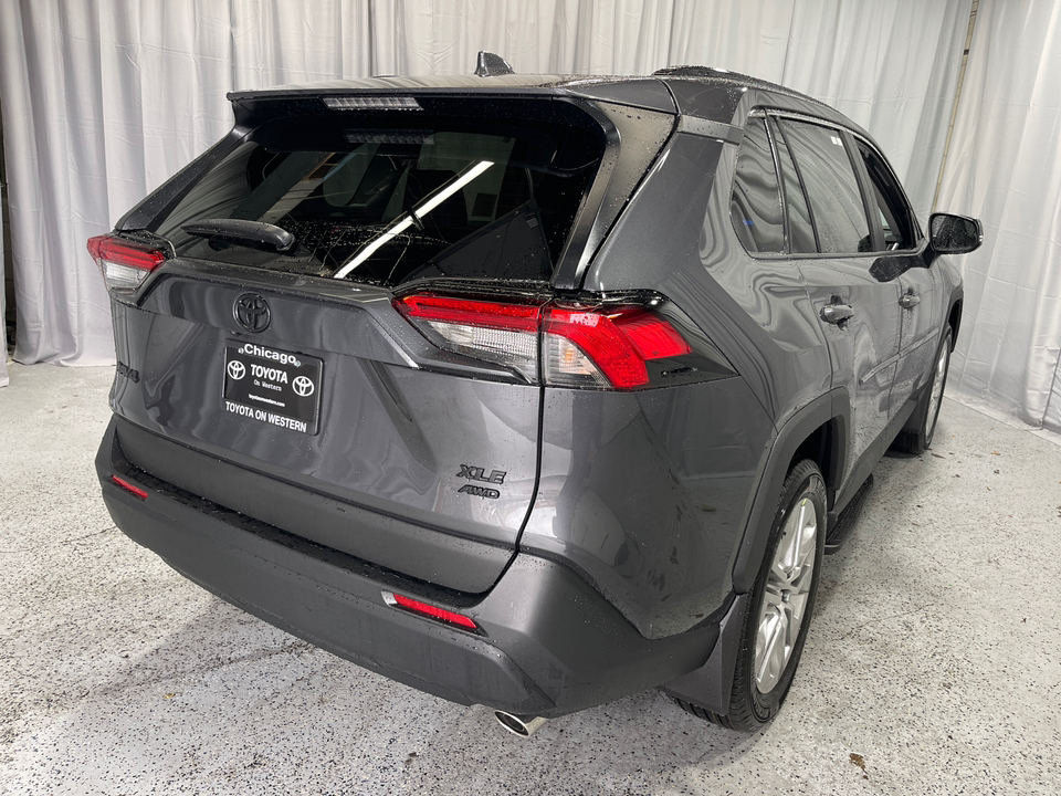 2024 Toyota RAV4 XLE Premium 9