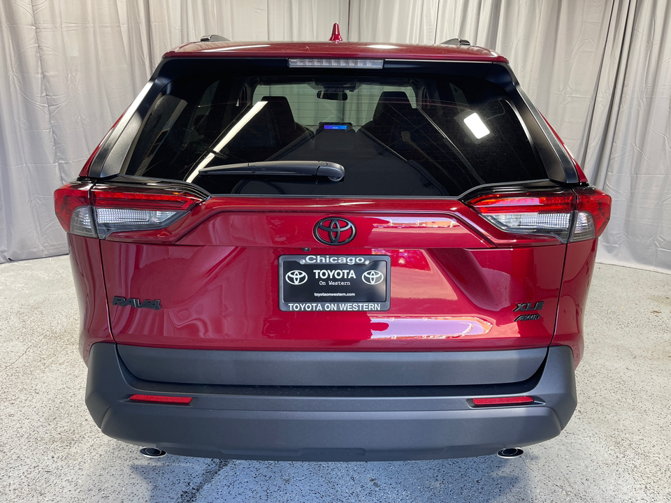 2024 Toyota RAV4 XLE Premium 7