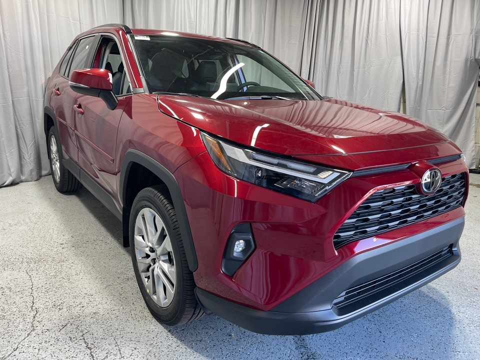 2024 Toyota RAV4 XLE Premium 13