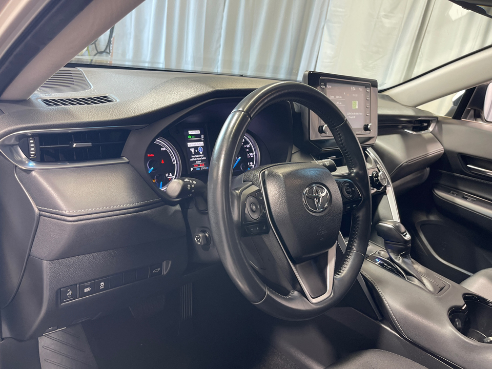 2021 Toyota Venza LE 2