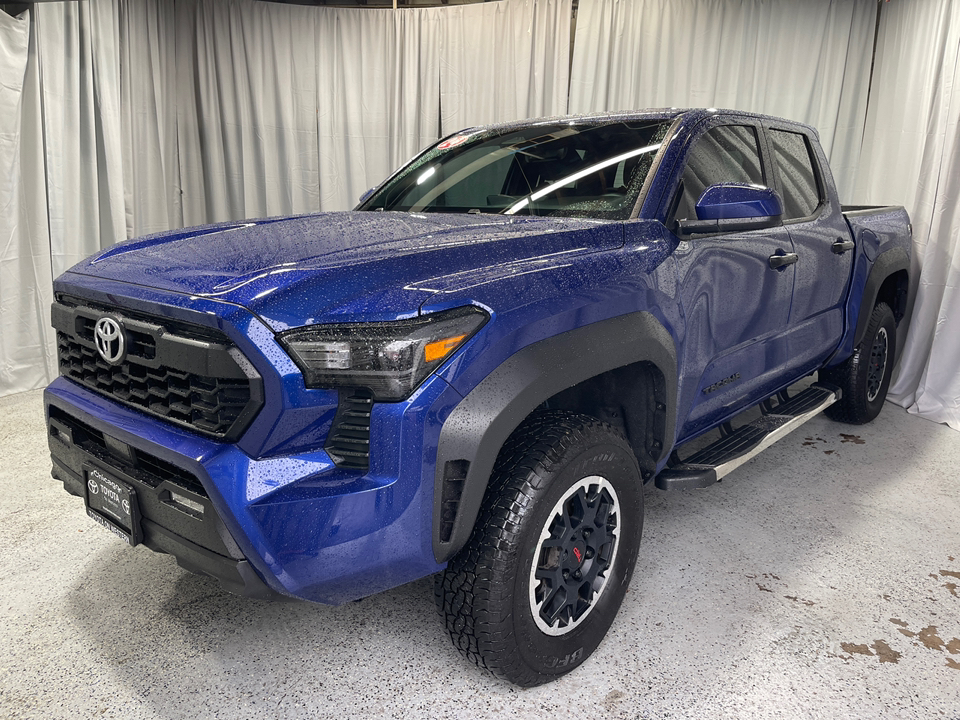 2024 Toyota Tacoma TRD Off-Road 13