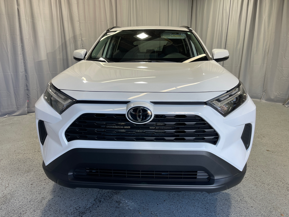 2024 Toyota RAV4 XLE 15