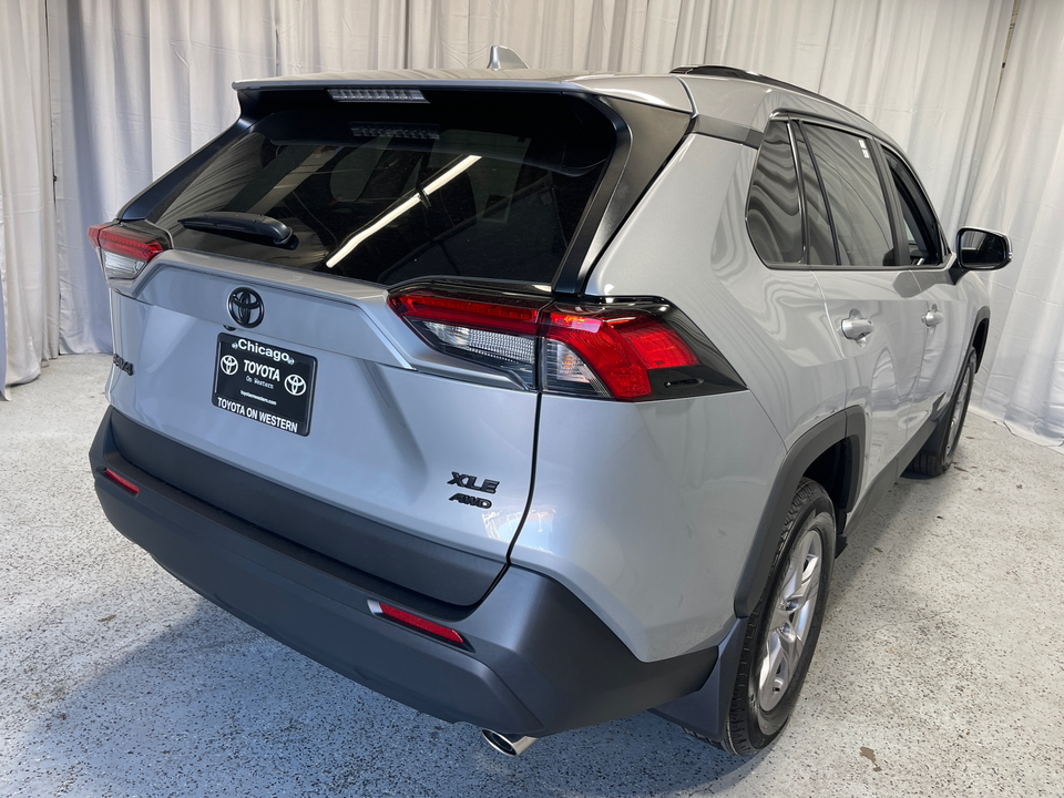 2024 Toyota RAV4 XLE 9