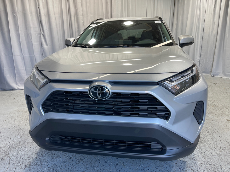 2024 Toyota RAV4 XLE 15