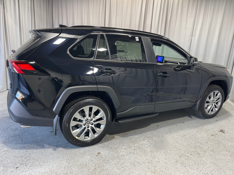 2024 Toyota RAV4 XLE Premium 46