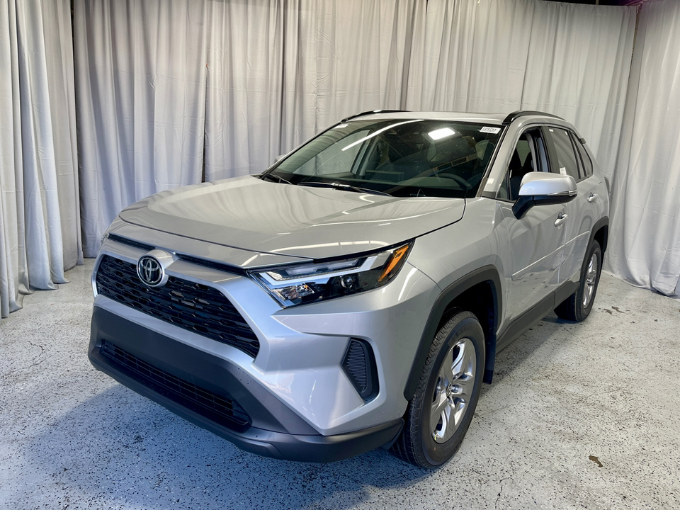 2024 Toyota RAV4 XLE 1