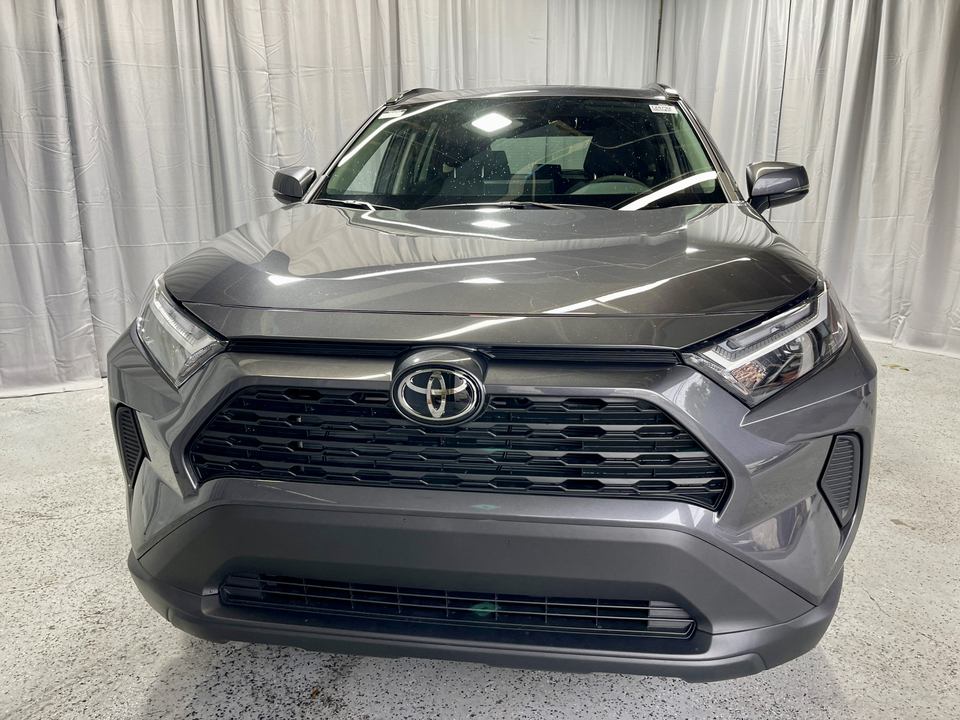 2024 Toyota RAV4 XLE 15