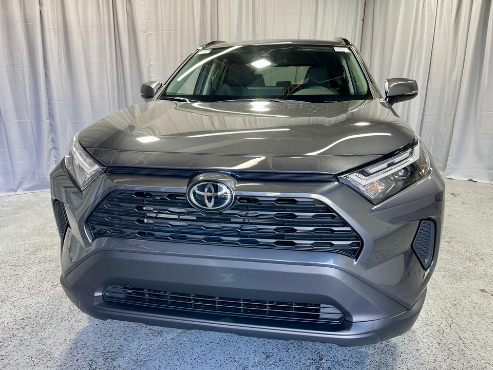 2024 Toyota RAV4 XLE 15