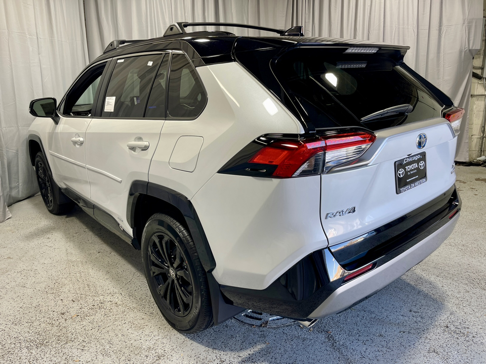 2024 Toyota RAV4 Hybrid XSE 5