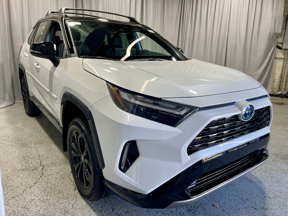 2024 Toyota RAV4 Hybrid XSE 13