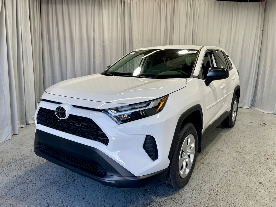 2024 Toyota RAV4 LE 1